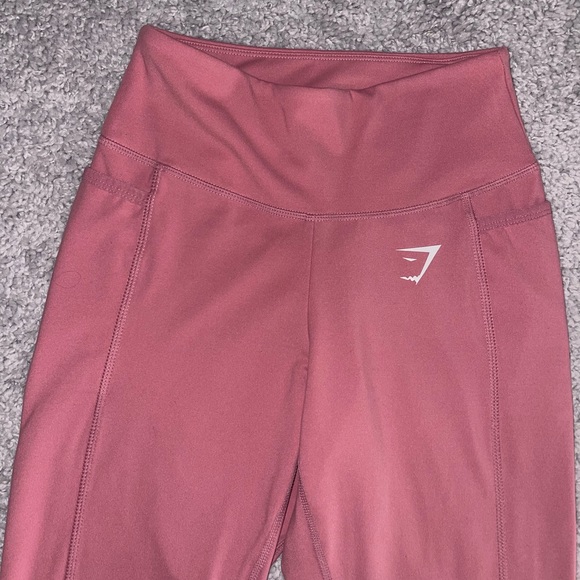 Gymshark Pocket Leggings Pink With White Logo Women’s Size Small - Picture 2 of 3